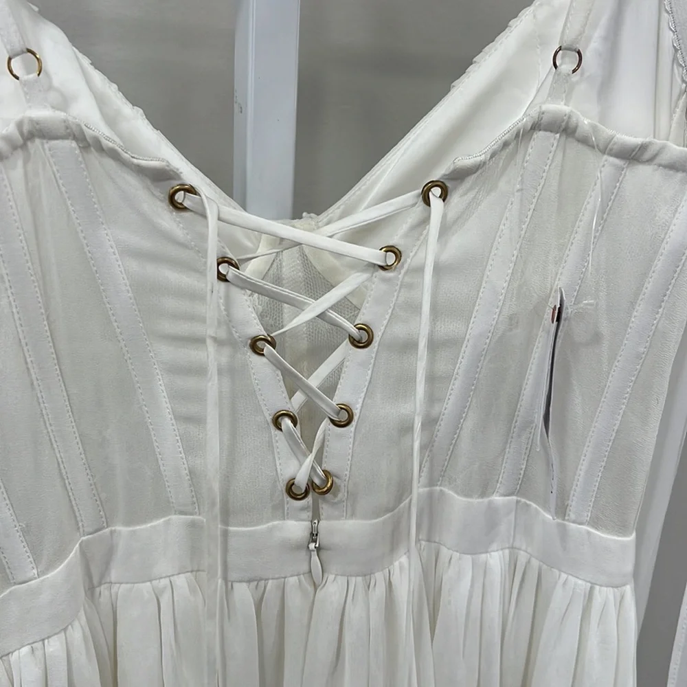 V. Chapman Carmen Gown in White - Picture 12 of 16